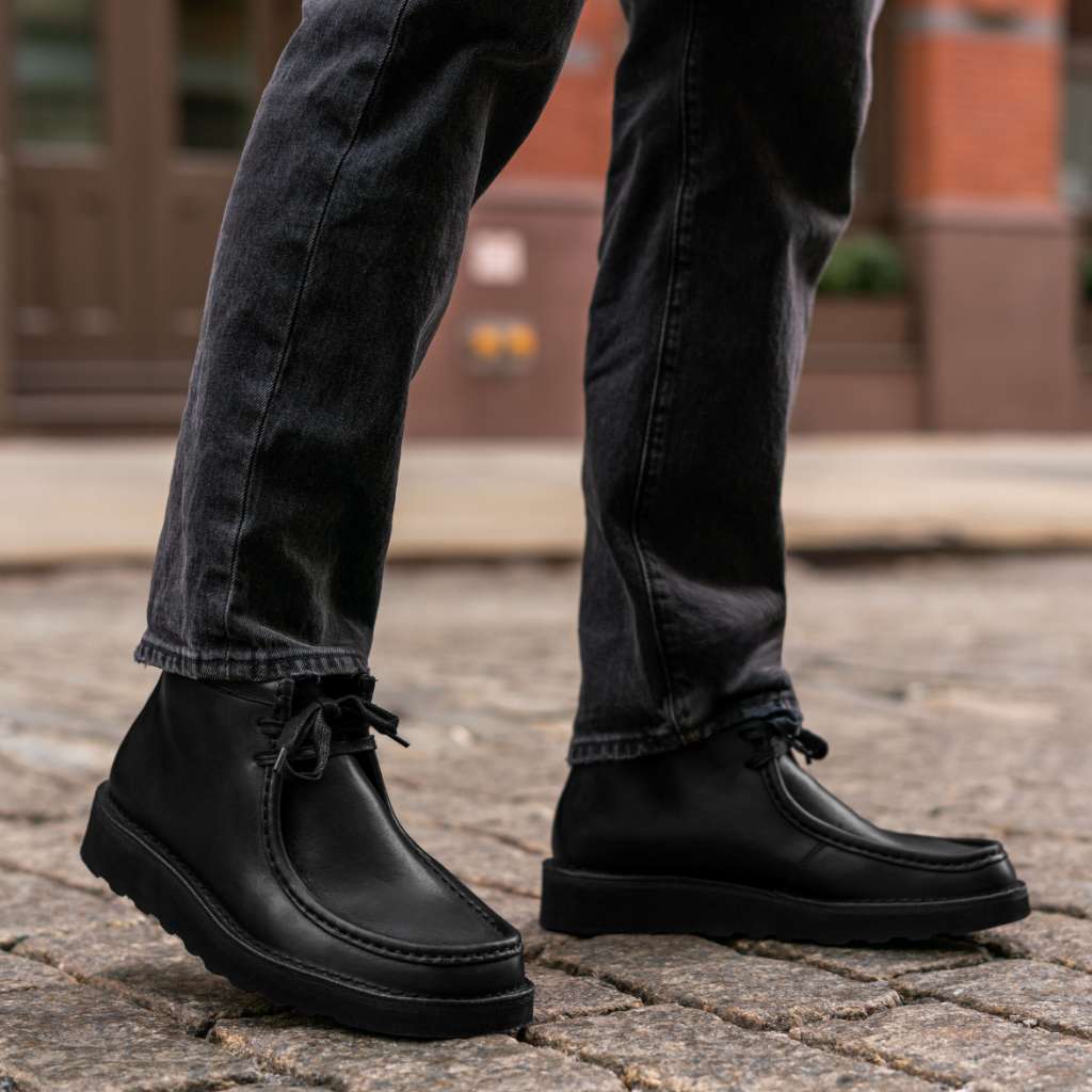 Roadrunner | Black